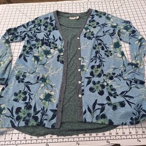 Set of 2 layering tops by LOGO Size M